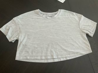 Old Navy Girls Active Crop Tee - Size Medium (8)