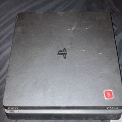 PlayStation 4 slim