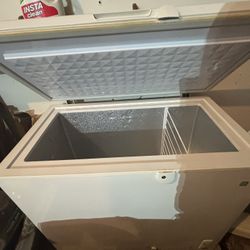 Freezer Deep. Very Good Condition 
