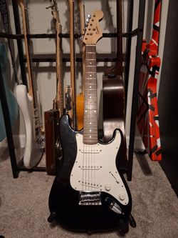 Black Squire Mini Strat