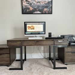 Desk with Drawers 