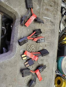 2 each traxxas paralell and series battery connectors