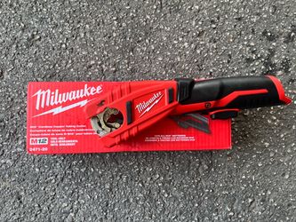 Milwaukee M12 Cordless Copper Tubing Cutter (Tool Only)