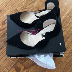 High Heel Shoes Size 8 Black