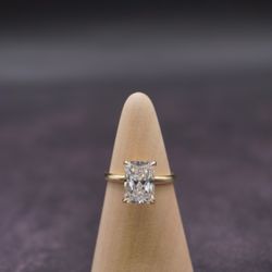Radiant Shape Lab Diamond Bridal Ring – 14K Gold | 3.09 CTW (LAB)