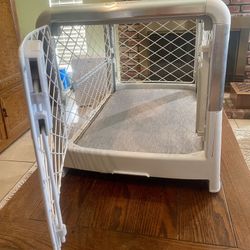 Diggs Revol Collapsible Dog Crate with Wheels