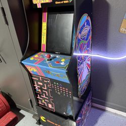 Pac-Man gaming machine