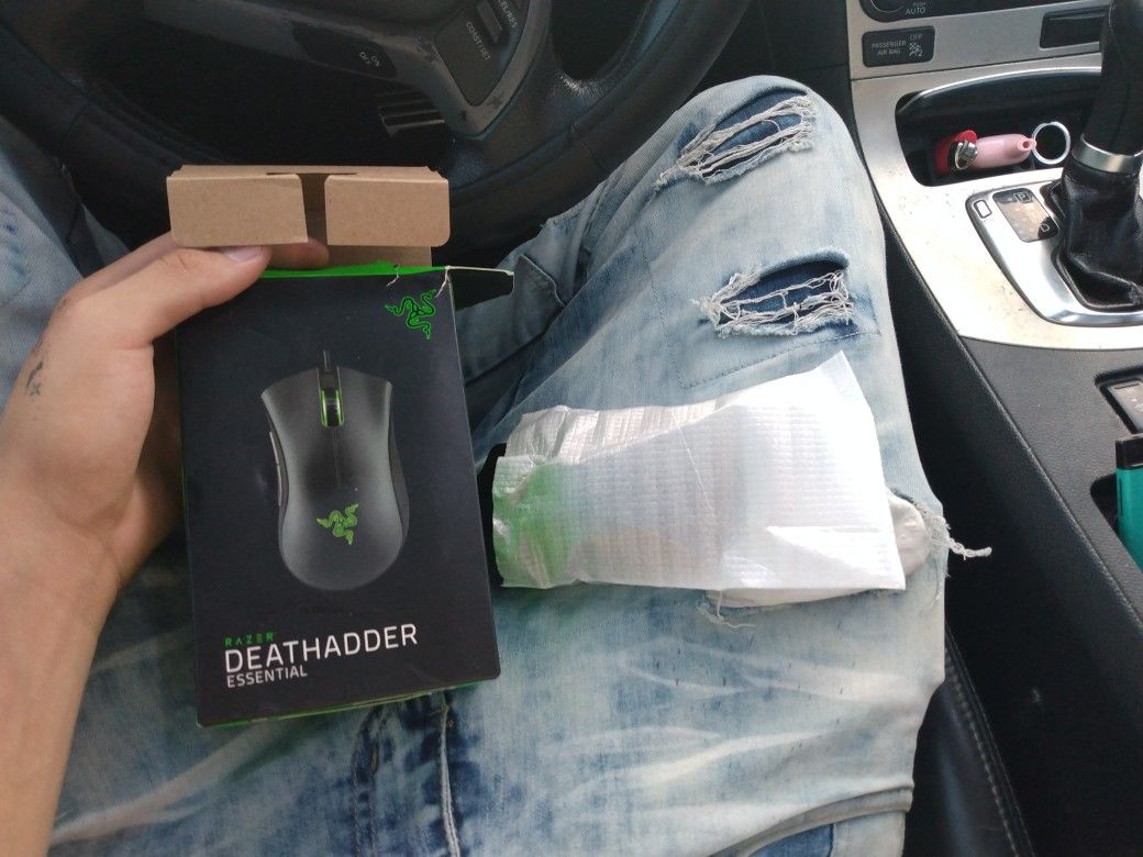 Razer DEATHADDER.