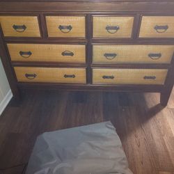 Nice Dresser Wood& Straw Drawers Plus An End Table