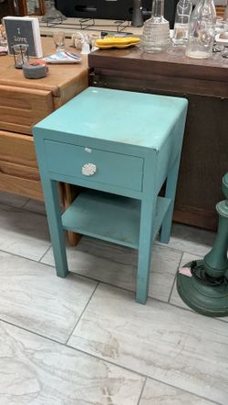 Metal cabinet