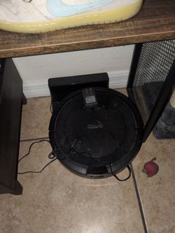 Shark robot vacuum