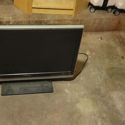 32 Inch TV