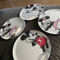 Disney plates hard plastic Zak design (4)