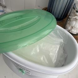 Paraffin Wax Warmer- $20 US Cash Only. Pick-Up in Clovis. No Delivery.