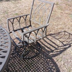 FOUR NICE MATCHING METAL PATIO CHAIRS 
