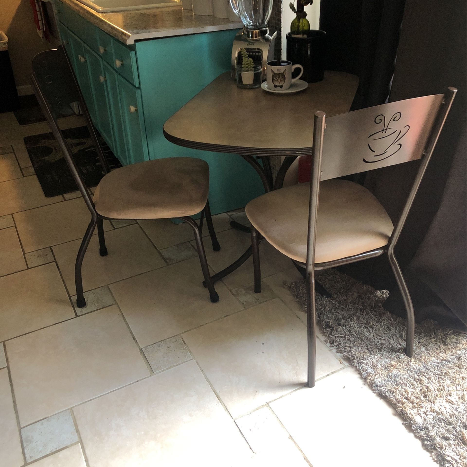 Breakfast Table And chairs