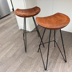 Bar Stools 
