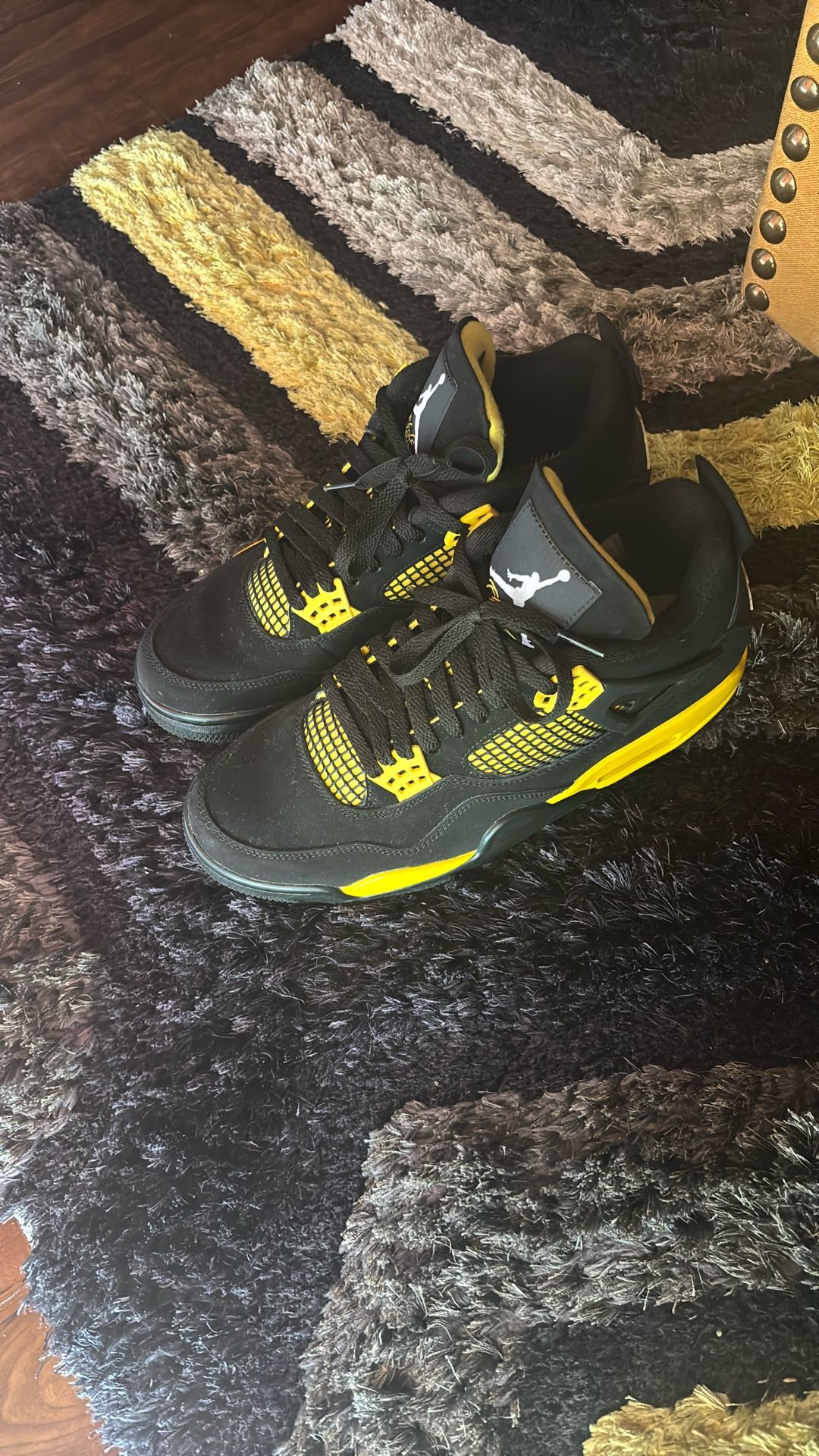 Jordan Retro 4s Black & Yellow