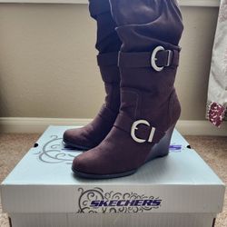 Skechers Women's High Wedge Boots 