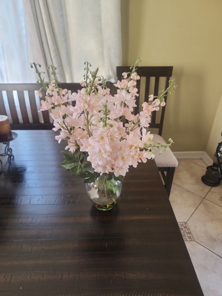 Artificial Flowers With Vase