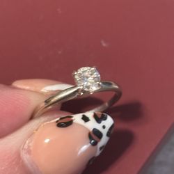 14k White Gold Diamond Solitaire Ring