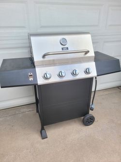 Expert Grill 4-Burner Gas Grill / Asador