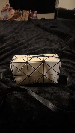 Hand bag