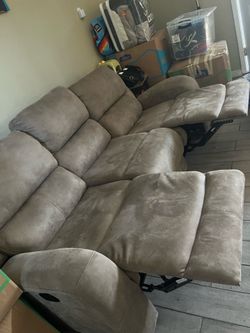 Reclining couch