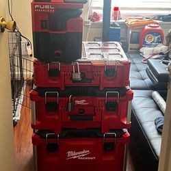 MILWUAKEE PACKOUT