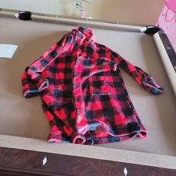 Boys Robe Size Large, 12/14