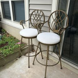 Set of 2 Metal Bar Stools