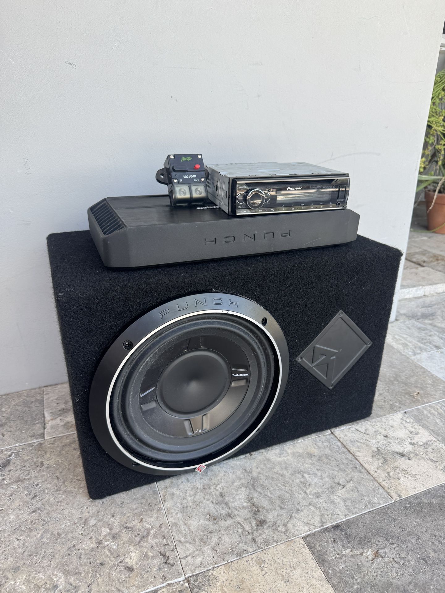 Rockford Fosgate 10” Sub, Amp, And Head unit
