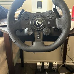 Logitech G923 Steering Wheel & Pedal Combo