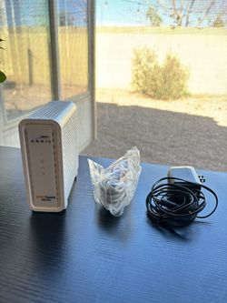 Cable Modem: Arris - Surfboard