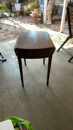 Vintage Accent Table/Desk by Hammary