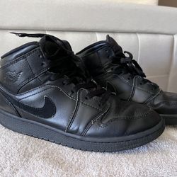 Air Jordan Mid 5.5Y