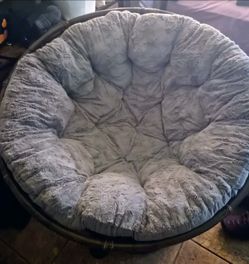 Papasan Chair with Gray Plush Cushion