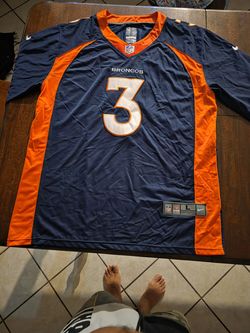 Russell Wilson jersey (L)