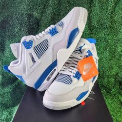 Jordan 4 "Military Blue" Size 10.5 