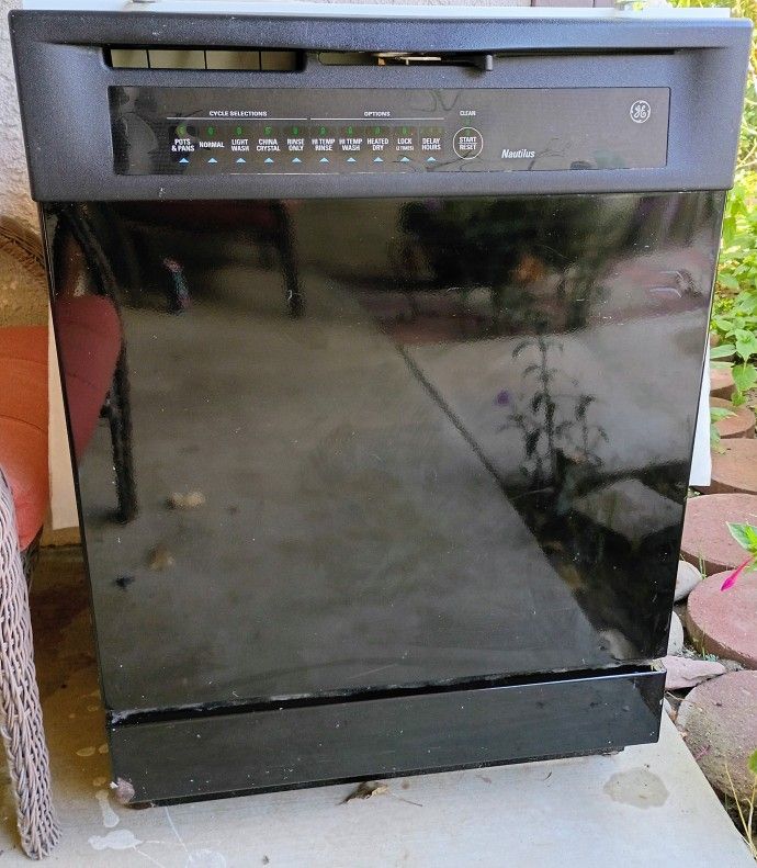 GE Nautilus Dishwasher