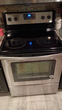 Whirlpool microwave, stove and dishwasher