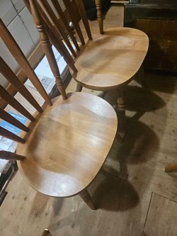 Solid maple chairs. Set of 4