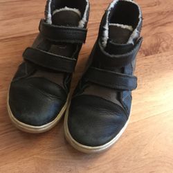Uggs Kids Boots Size 11