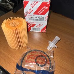 Toyota or Lexus Oil Filter 04152-YZZA5