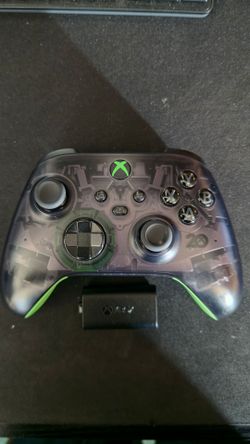 20th Anniversary Xbox controller (check description)