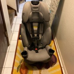 Graco Slimfit LX Price 60$. Pick Up   E. 72. and. Grandview.  E.  Tacoma 