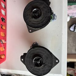 Infinity Dash Speakers