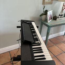 Casiotone Keyboard With Stand 