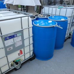 WATER TANKS 275GALLONS FOOD GRADE 