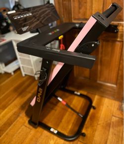 Treadmill with incline and multiple speeds